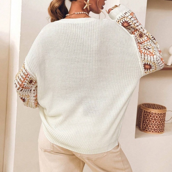 Cozy Floral Crochet V neck Oversized Sweater Top - Picture 4 of 12